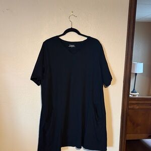 Eileen Fisher Black Short Sleeve V-Neck T-Shirt Dress with Pockets